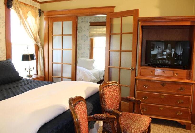 스위트, Pacific Grove Inn