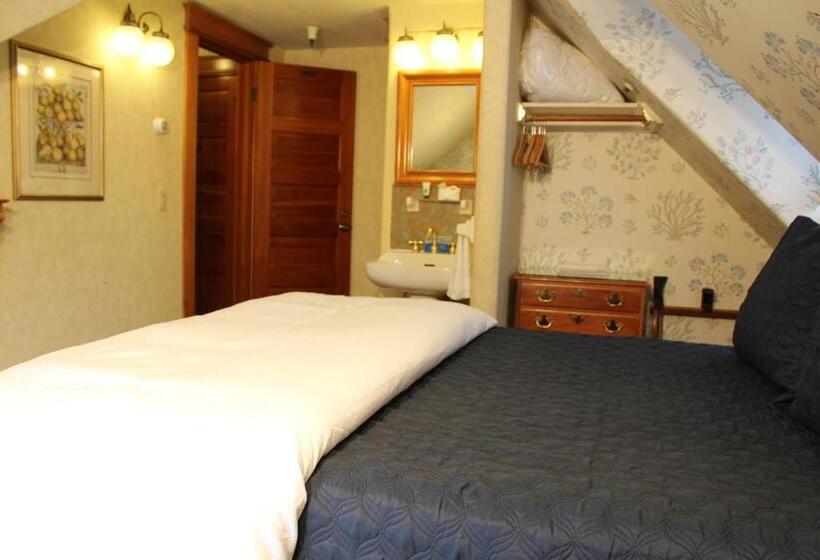 جناح ديلوكس, Pacific Grove Inn