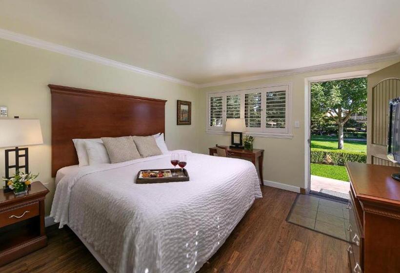غرفة قياسية سرير كينج, Paso Robles Inn