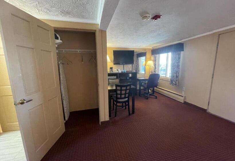 غرفة قياسية لذوى الاحتياجات الخاصة, Rodeway Inn Orleans  Cape Cod