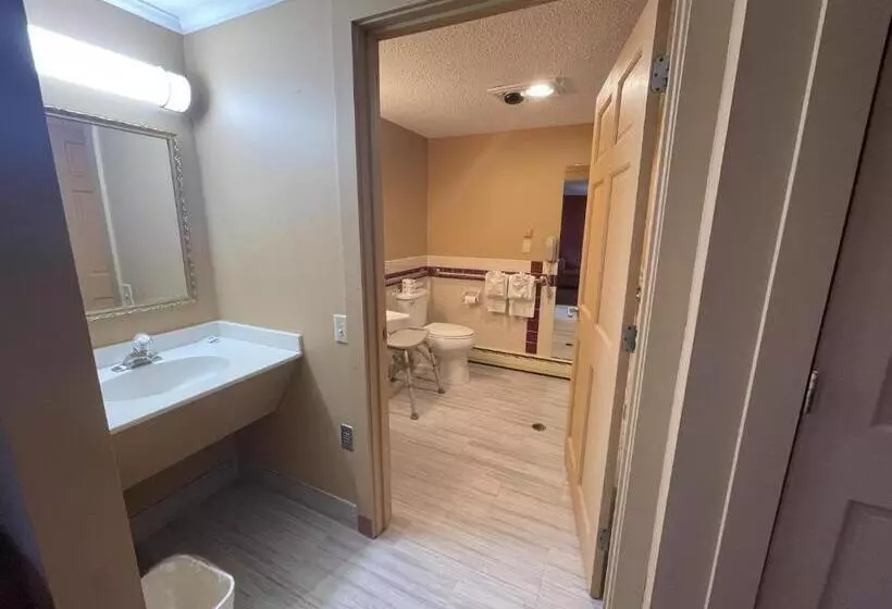 身障者適用スタンダードルーム, Rodeway Inn Orleans Cape Cod