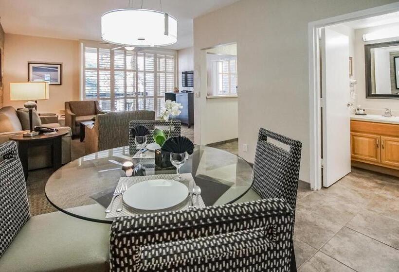 Suite, Palm Springs Tennis Club