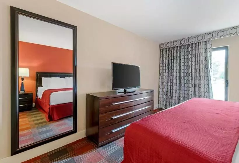 2 Bedroom Apartment Pool View, Polynesian Hotel & Suites Wisconsin Dells/lake Delton