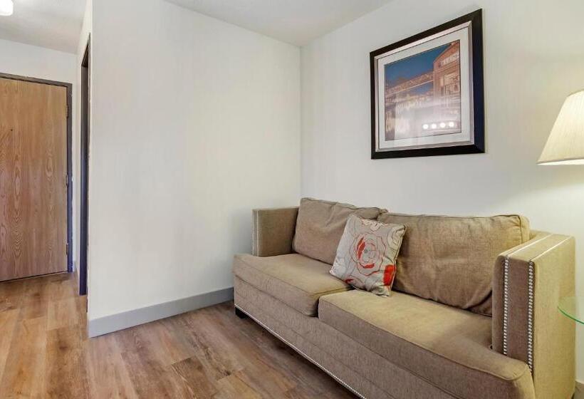 Стандартный Номер Кровать Кинг, Polynesian Hotel & Suites Wisconsin Dells/lake Delton