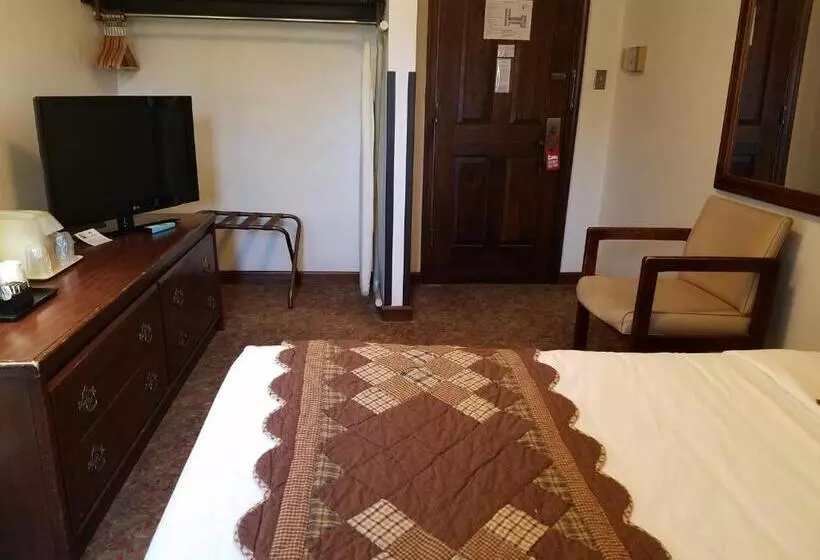 スタンダードルーム, Potawatomi Inn & Cabins