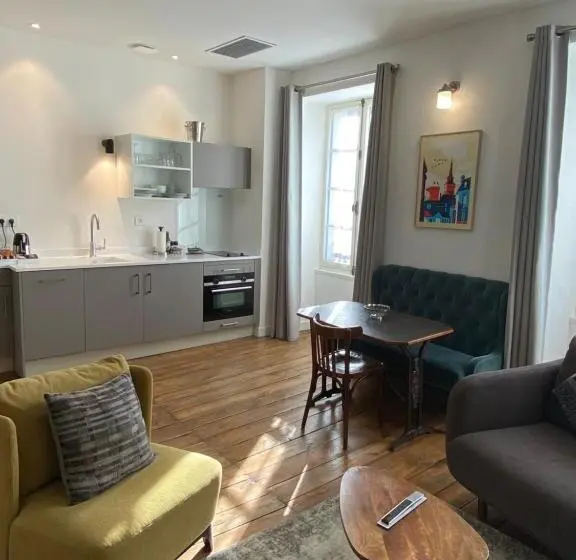 １ベッドルームドゥプレックスアパートメント, Eco Lodge City   Appart Hôtel   Villa Côté Plateau   Hyper Centre   3 étoiles Certifiées