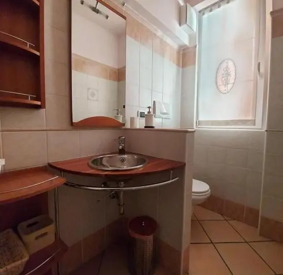 バスルーム共有のシングルスタンダード, Relais Divino