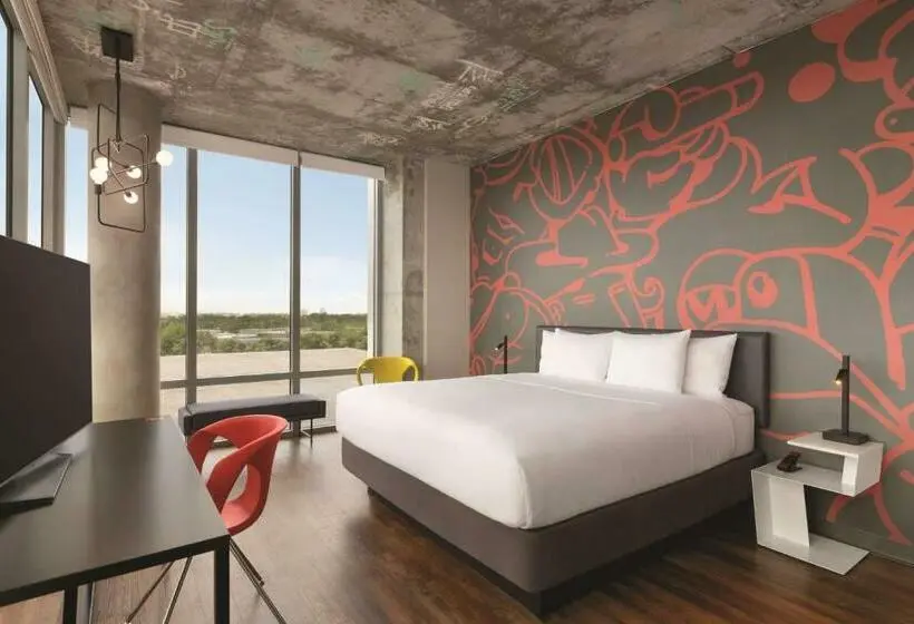 اتاق استاندارد با تخت بزرگ برای معلولان, Kompose Boutique Hotel Miami Airport
