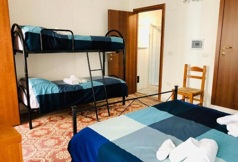 غرفة عائلية, Il Terrazzino Iglesias