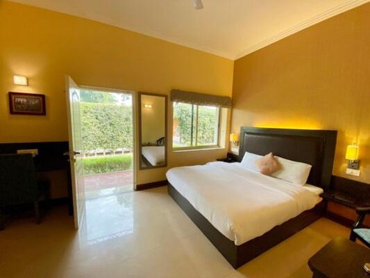 اتاق استاندارد با چشم‌انداز باغ, Status Club Resort