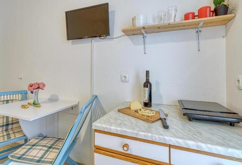 חדר דלוקס, Apartments Bionda