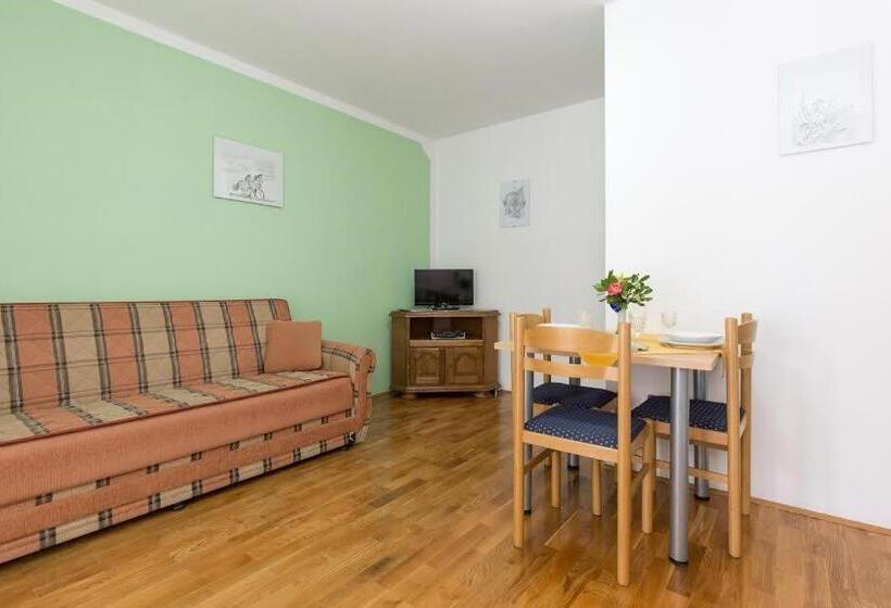 شقة غرفة واحدة مطلة على حمام السباحة, Apartments Bionda