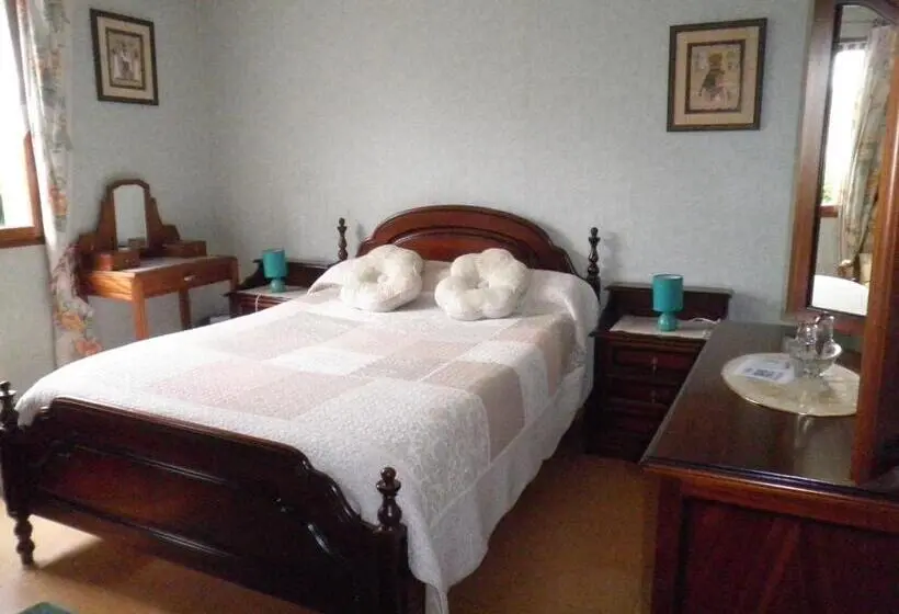 スタンダードルーム, Chambres D'hôtes Les Nefliers