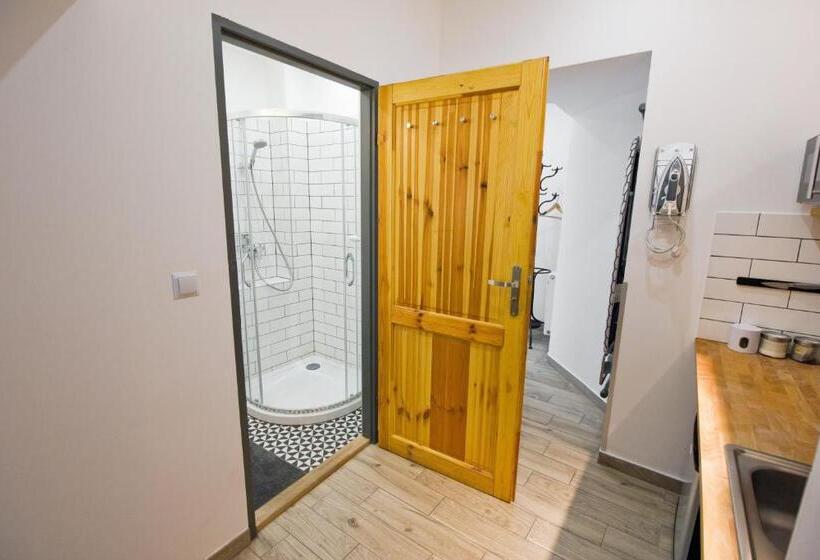 Quarto standard, Pokoje Gościnne św. Anny