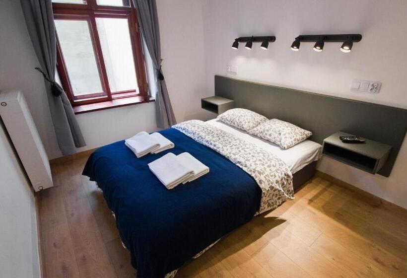 Classic-huone, Pokoje Gościnne św. Anny