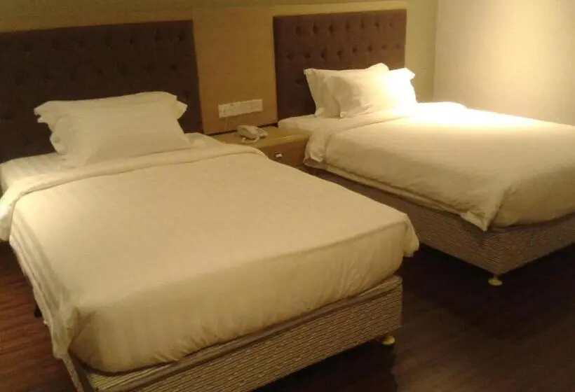 デラックスルーム, Seri Simanggang