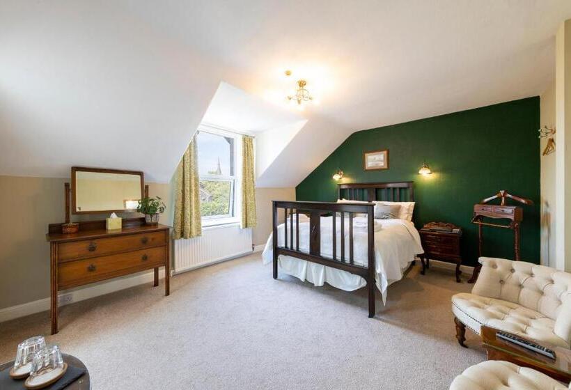 חדר סופריור, Wynnstay House