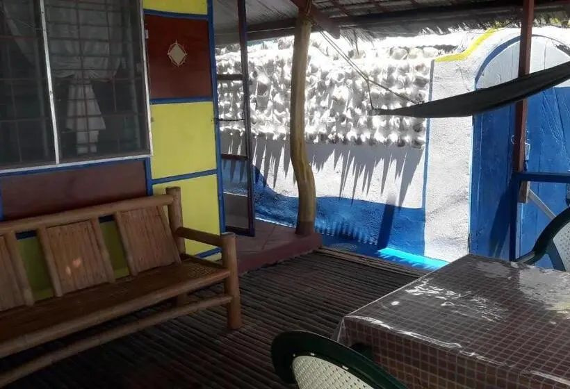 キャビン, Casa De La Playa Beach Resort