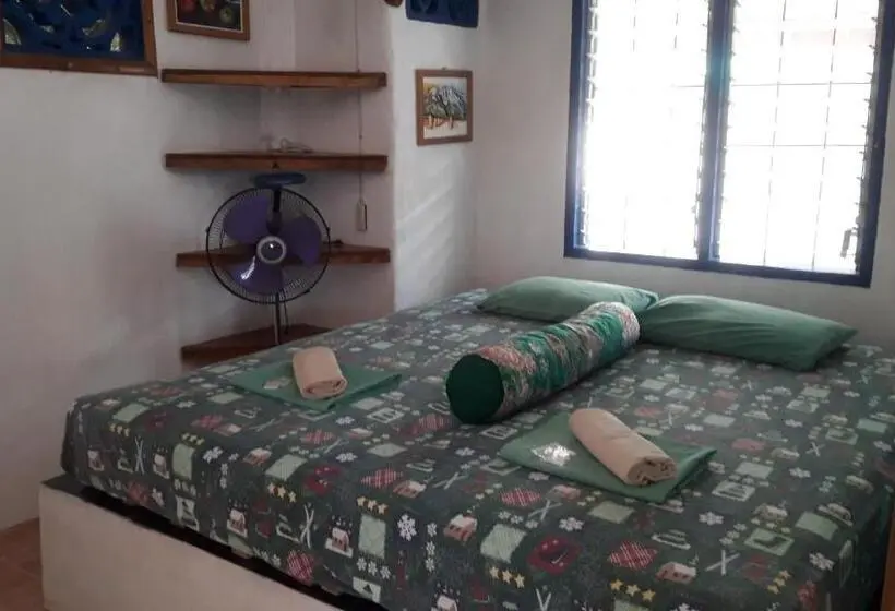 キャビン, Casa De La Playa Beach Resort
