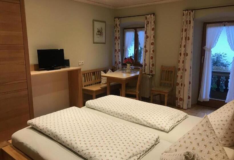 Семейный Номер, Homerhof Hofmann Johann Junior