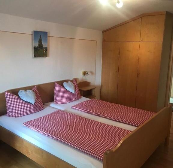 Семейный Номер, Homerhof Hofmann Johann Junior