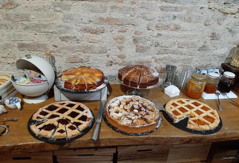 디럭스 룸, Torre Della Botonta