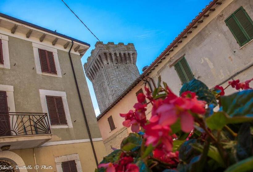 침실 1개 발코니 아파트, Torre Della Botonta