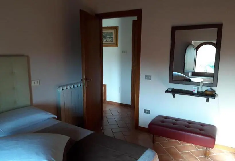 Appartamento 1 Camera da Letto con Balcone, Torre Della Botonta