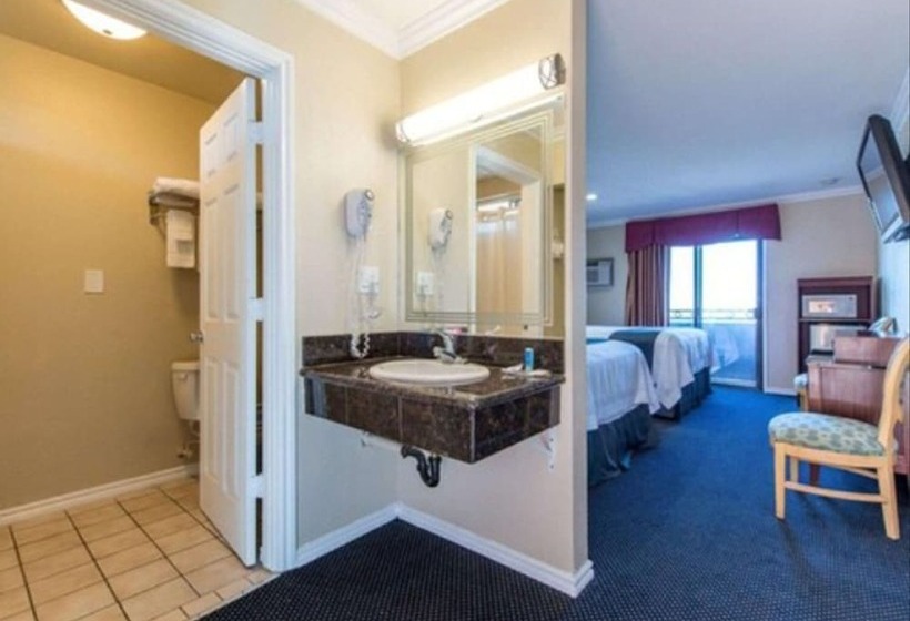 غرفة إقتصادية سرير مزدوج, Queencity Inn