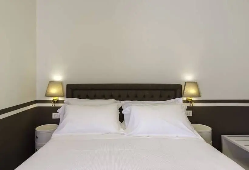اتاق لوکس با تخت بزرگ, Residenza Molinari Suite
