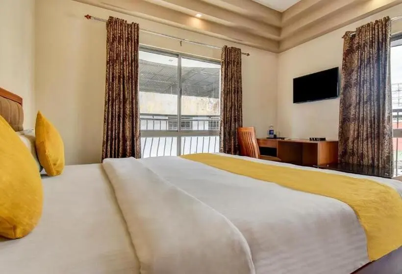 キングサイズベッドのデラックスルーム, Garden Inn