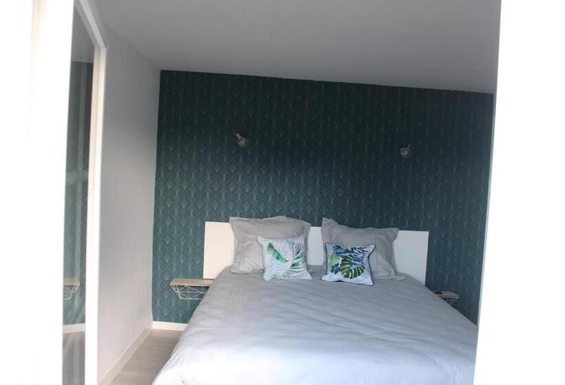 Номер Стандарт с Террасой, Chateau La Loge
