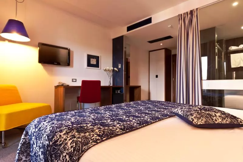 キングサイズベッドのスタンダードルーム, Knights Inn & Suites South Sioux City