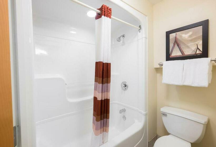 Люкс, Red Roof Inn Plus+ Austin South