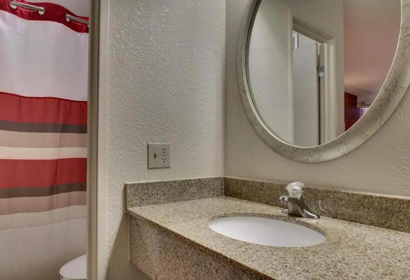 Номер Superior Кровать Кинг, Red Roof Inn St Louis  Westport