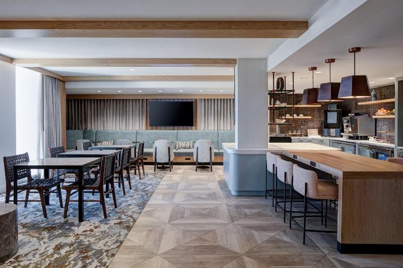 Habitació Club Llit King, Sheraton Fort Worth Downtown