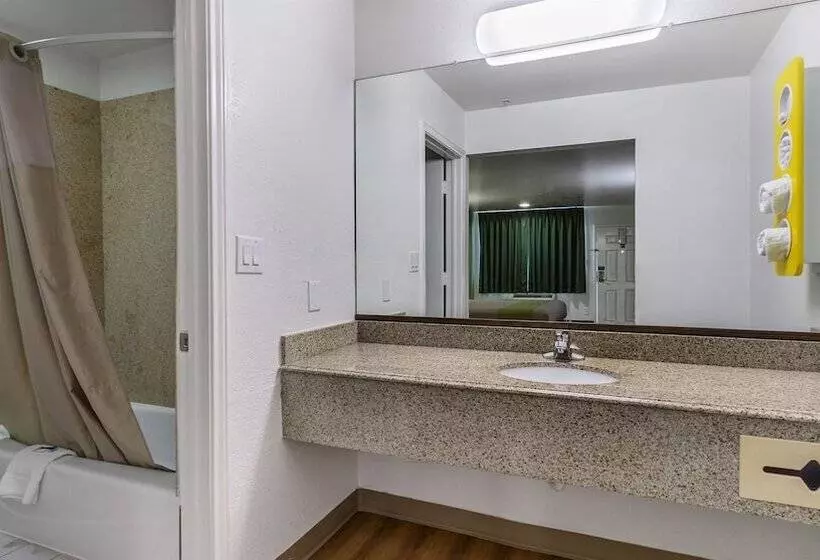 デラックスルーム, Motel 6 San Marcos, Tx  North