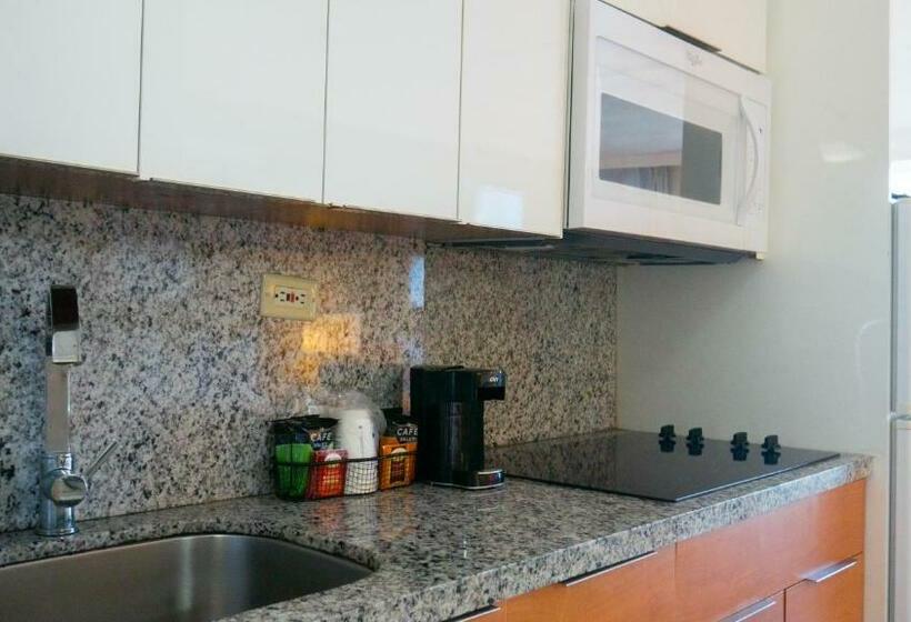 디럭스 룸 도시 전망, Ramada Plaza By Wyndham Marco Polo Beach Resort