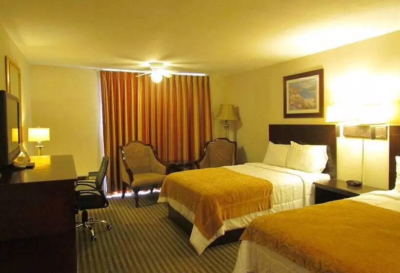２ダブルベッドのスタンダードルーム, Romana Hotel   Houston Southwest