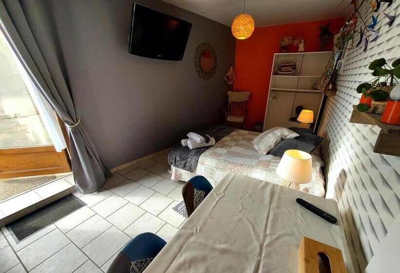 חדר סופריור, La Taverne