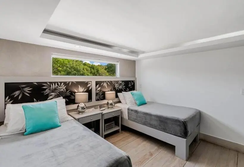 اتاق استاندارد, Iguana Surf Camp