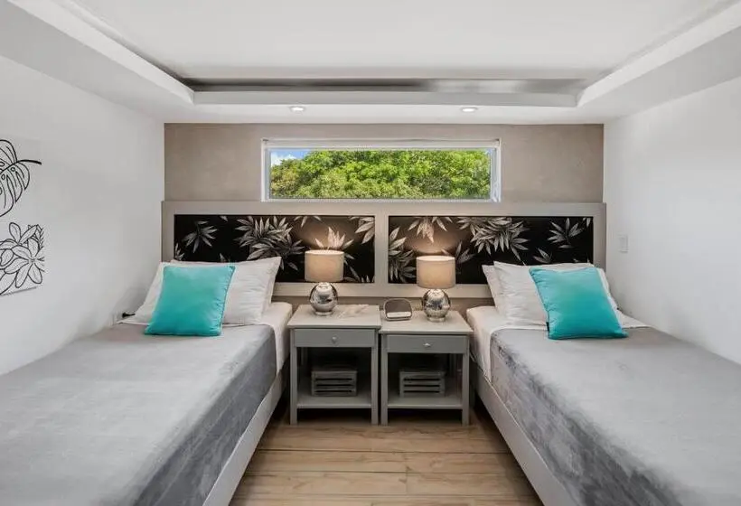 اتاق استاندارد, Iguana Surf Camp