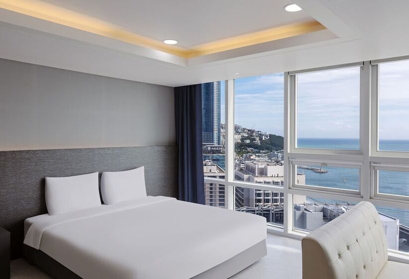 سوییت با چشمانداز دریا, Sun Cloud