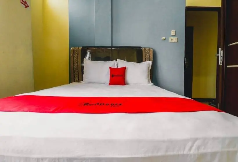 スタンダードルーム, Reddoorz At Jalan Japaris Medan