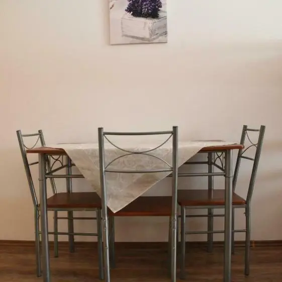スタンダード４人部屋, Tihany Község önkormányzat   Ifjúsági Szállás