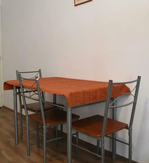 スタンダード４人部屋, Tihany Község önkormányzat   Ifjúsági Szállás