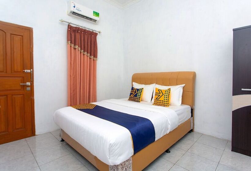 Номер Стандарт, Spot On 2830 Azka Guest House Syariah