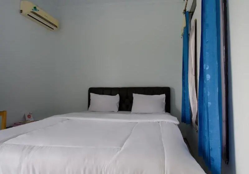 Villa Deluxe 1 Camera da Letto, Oyo 2588 Pondok Romeo