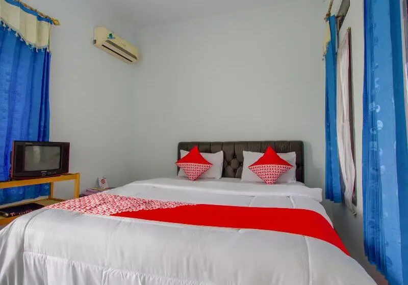 Villa Deluxe 1 Camera da Letto, Oyo 2588 Pondok Romeo