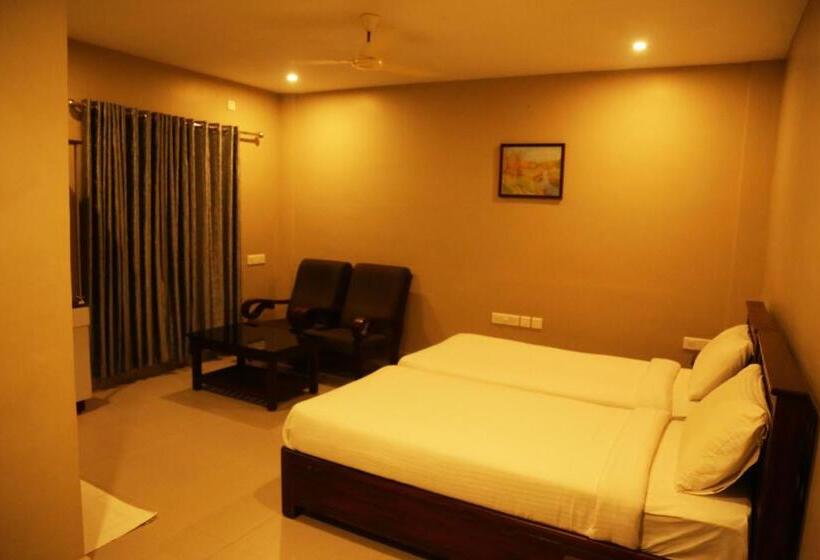 חדר משפחתי דלוקס, Ceecee Grand Resort